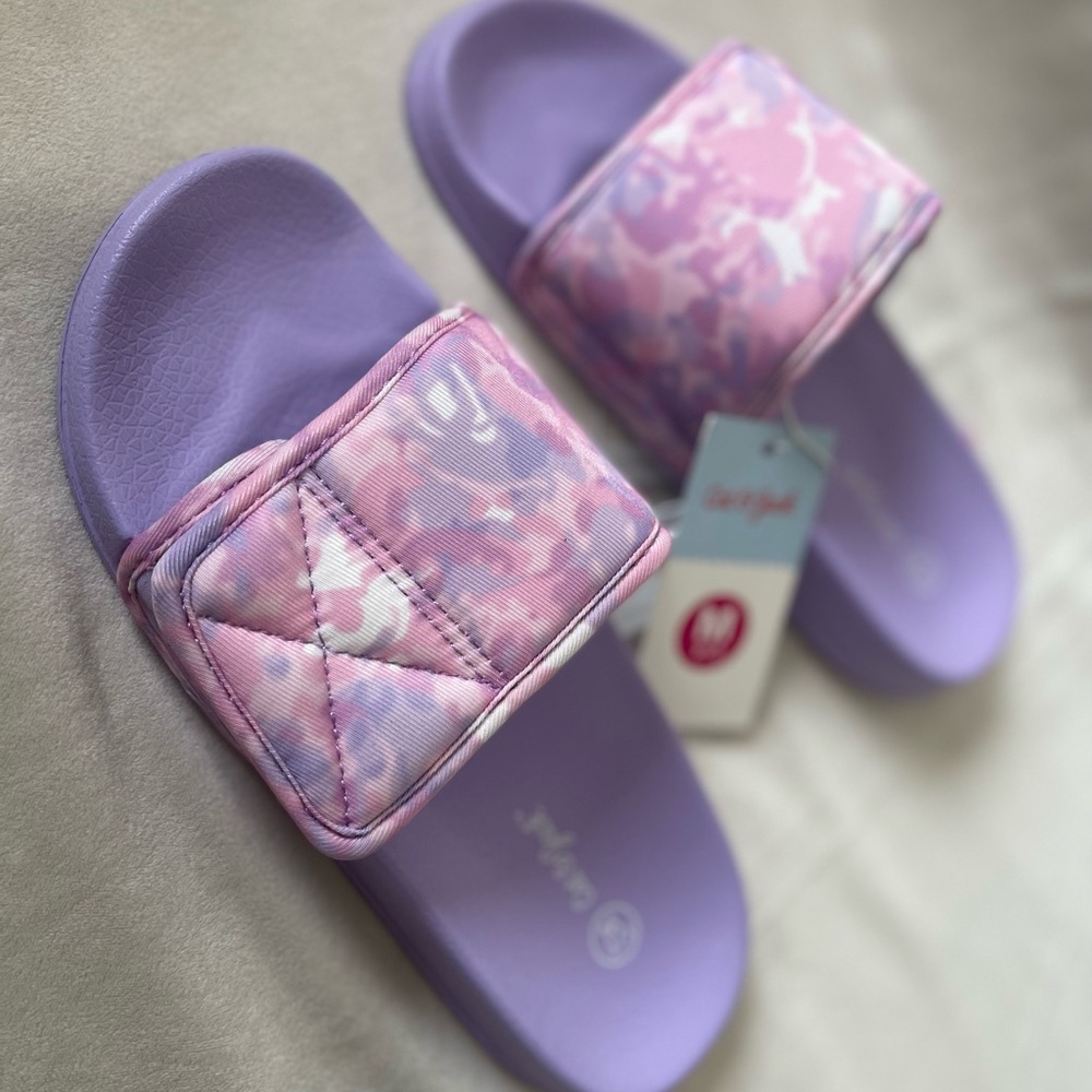 Cat & Jack Purple and Pink Quilted Slippers